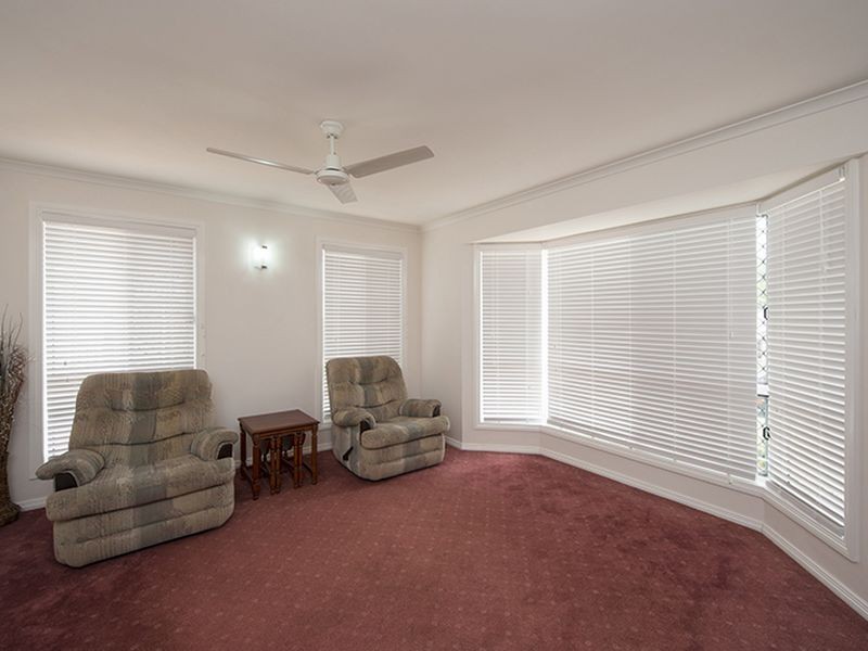 6 Buckingham Court, Telina QLD 4680