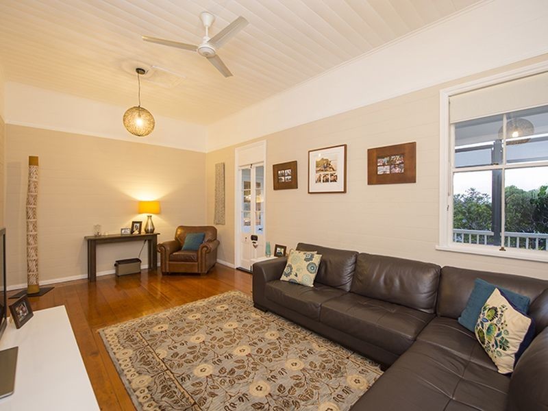 8 Fowler Lane, West Gladstone QLD 4680