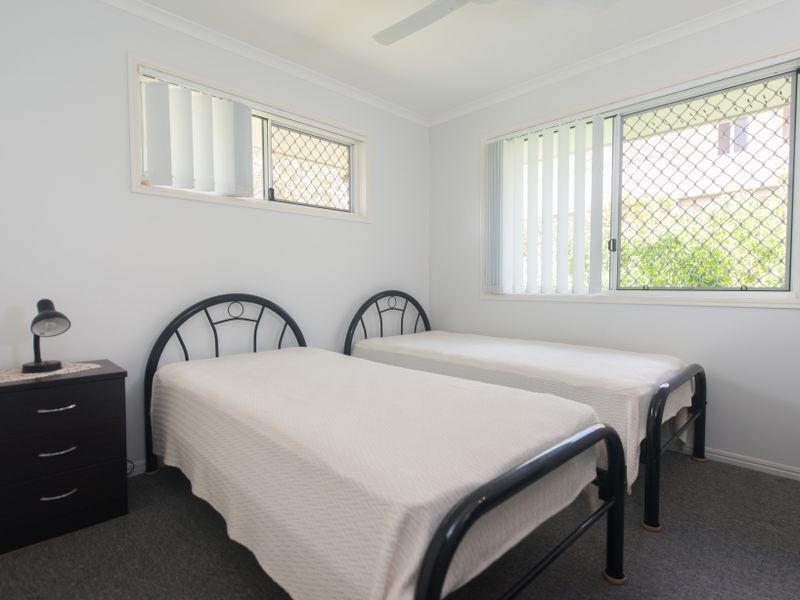 19 Somerset Close, Clinton QLD 4680