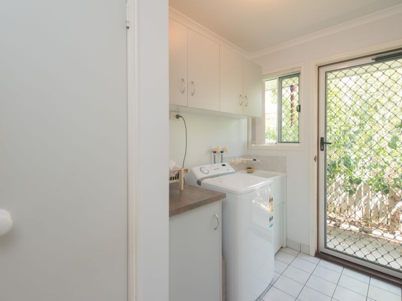 19 Somerset Close, Clinton QLD 4680