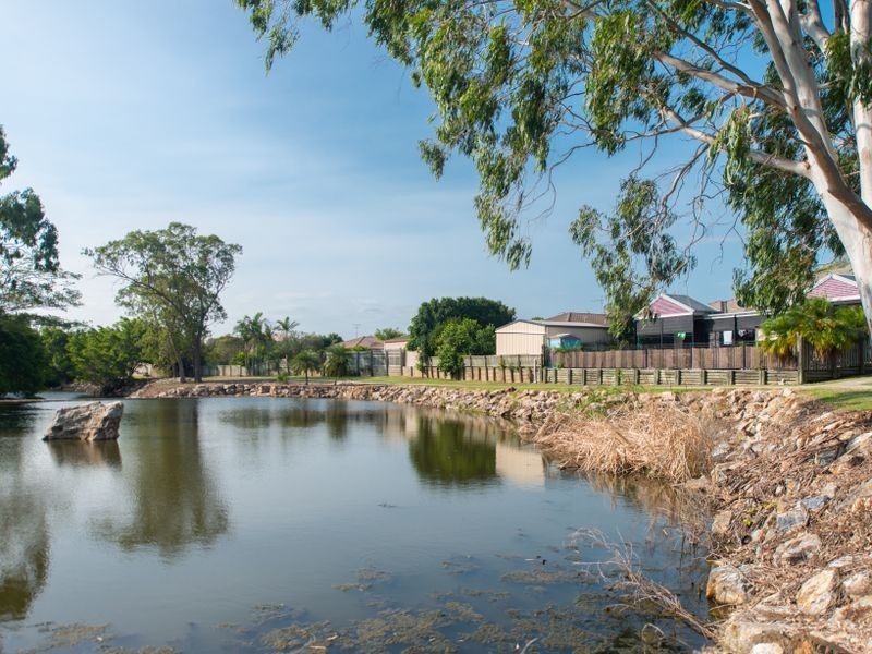 19 Somerset Close, Clinton QLD 4680