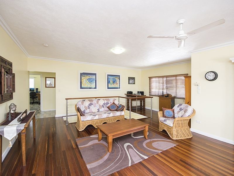 48 Fisher Street, West Gladstone QLD 4680