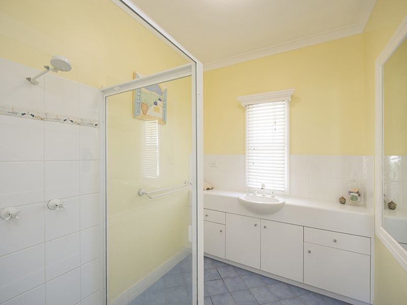 48 Fisher Street, West Gladstone QLD 4680