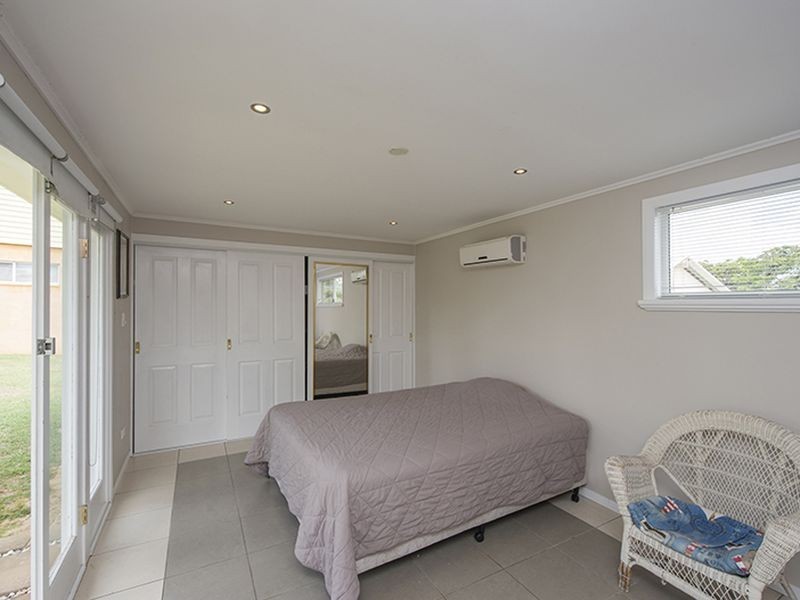 48 Fisher Street, West Gladstone QLD 4680