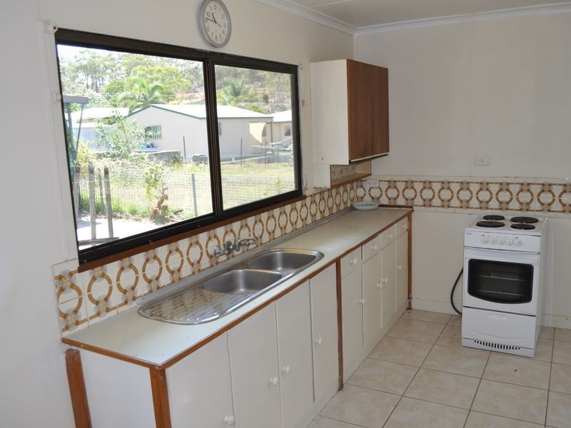 7 John Dory Drive, Toolooa QLD 4680