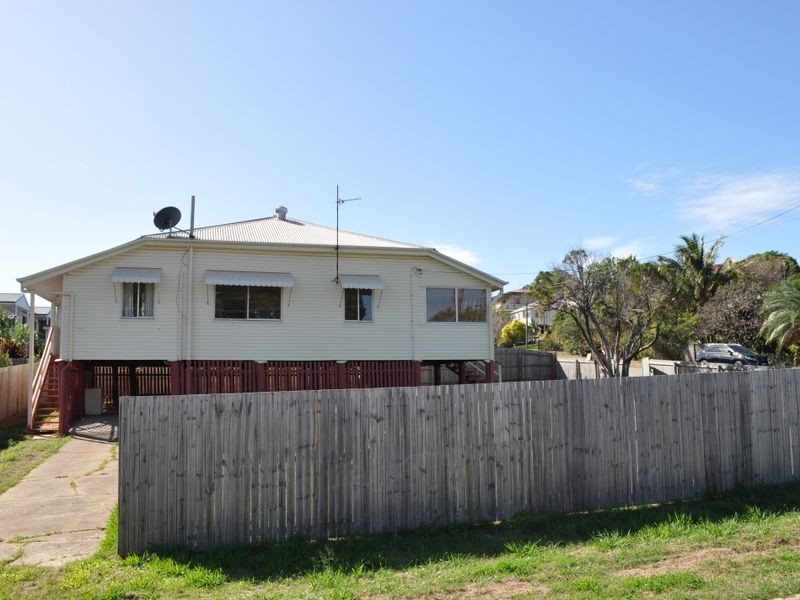 16 Fowler Street, West Gladstone QLD 4680