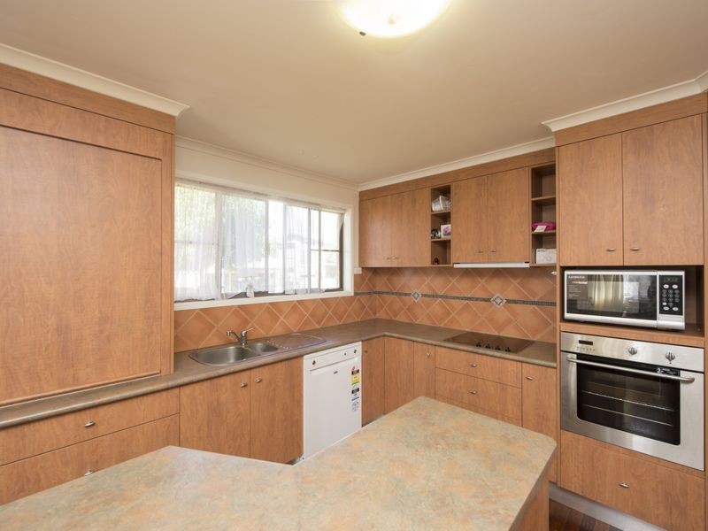 7 Hansen Crescent, Clinton QLD 4680
