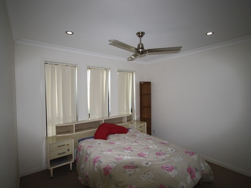 18 Giles Street, Glen Eden QLD 4680