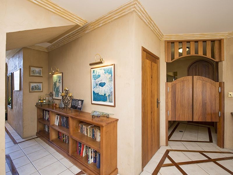 26 Fairbairn Place, Clinton QLD 4680