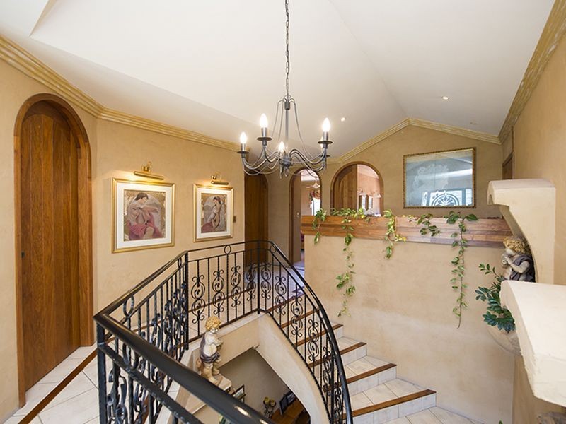 26 Fairbairn Place, Clinton QLD 4680