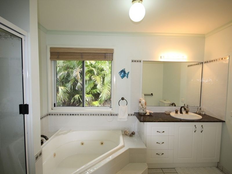 64 Gretel Drive, Clinton QLD 4680