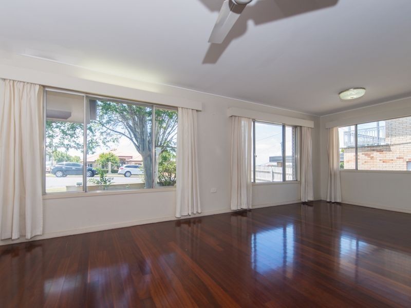 5 The Esplanade, Barney Point QLD 4680