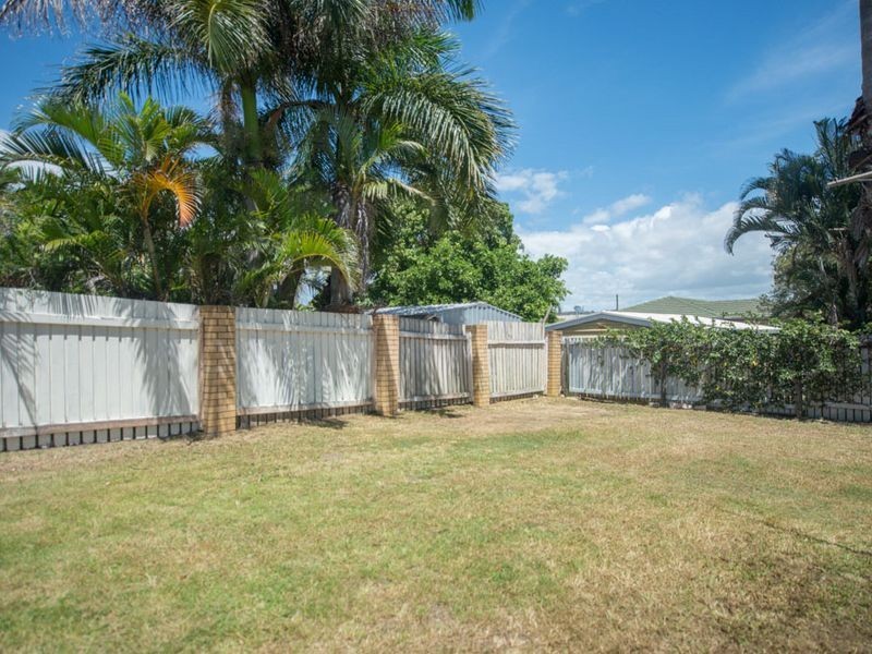 5 The Esplanade, Barney Point QLD 4680