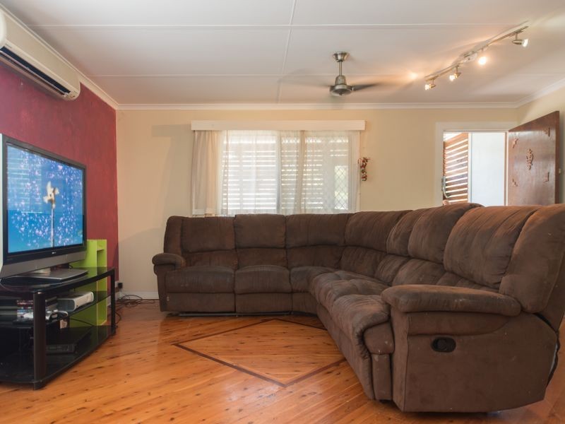 74 Shaw Street, New Auckland QLD 4680