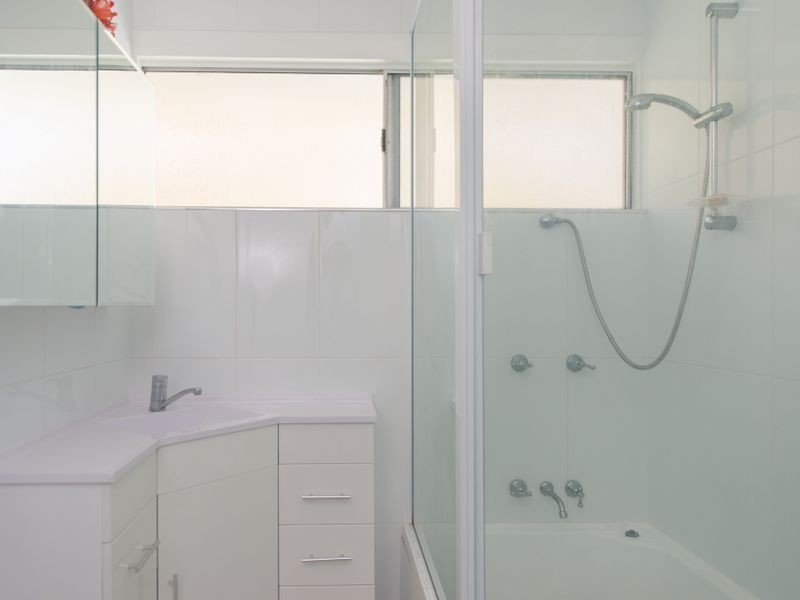 74 Shaw Street, New Auckland QLD 4680