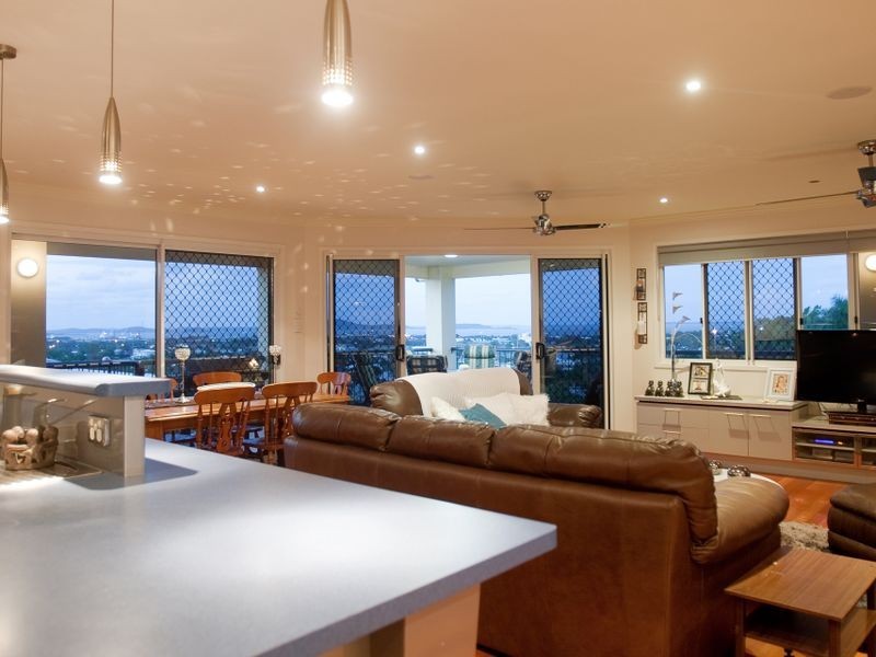 239 Oaka Street, South Gladstone QLD 4680