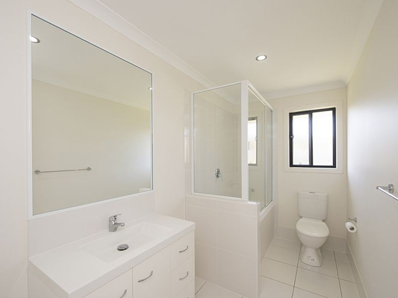 4 Carnegie Court, Glen Eden QLD 4680