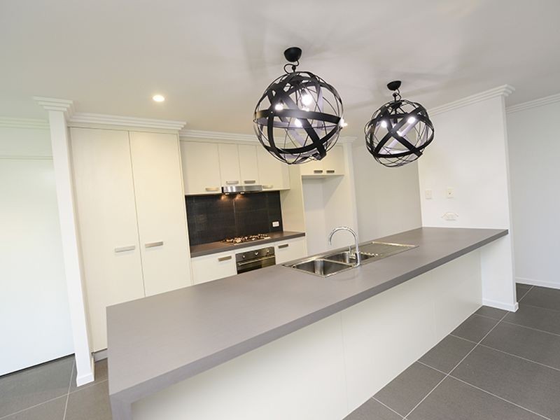 13 Bellbird Circuit, New Auckland QLD 4680