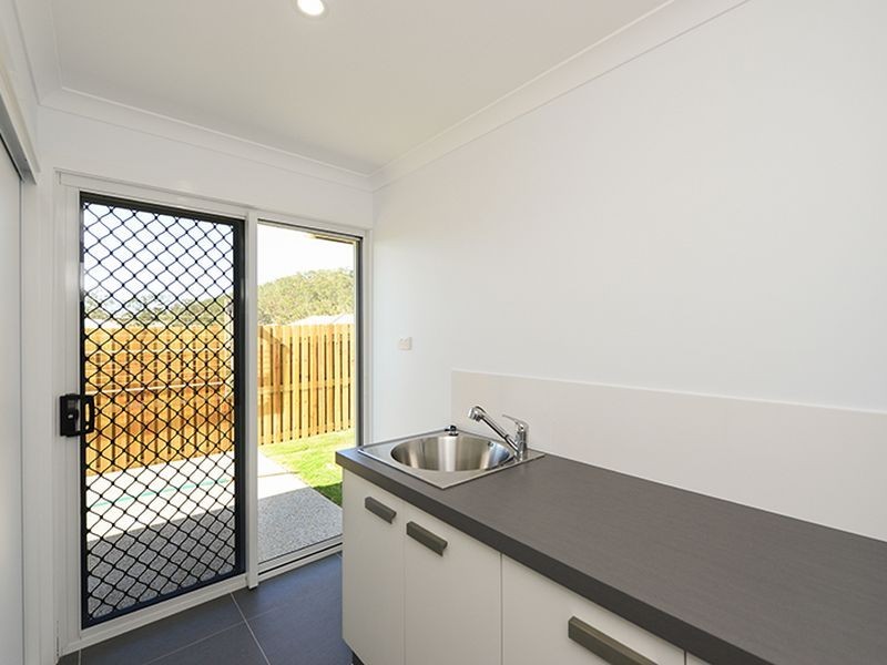 13 Bellbird Circuit, New Auckland QLD 4680