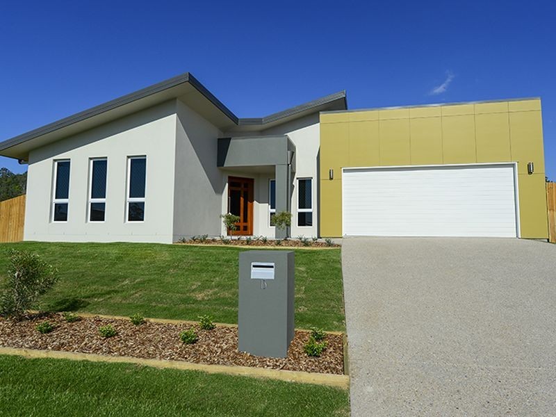 13 Bellbird Circuit, New Auckland QLD 4680
