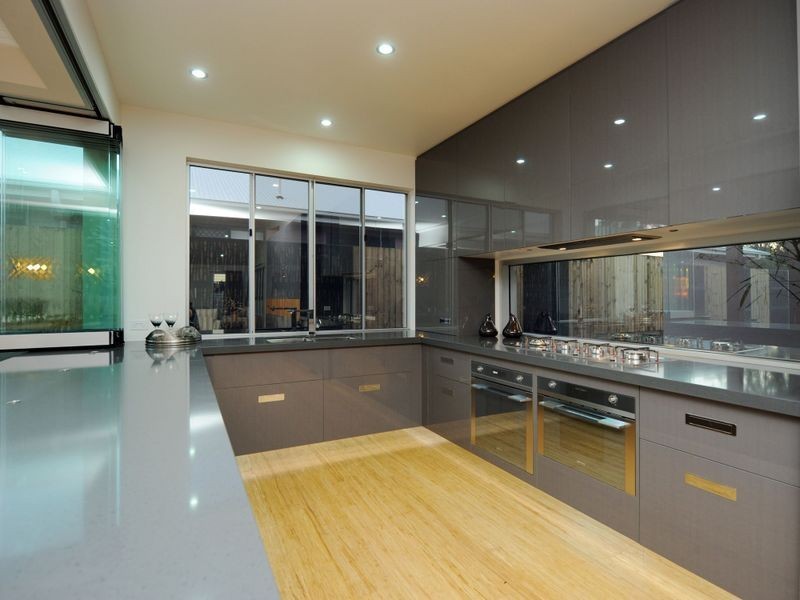 52 Koowin Drive, Kirkwood QLD 4680