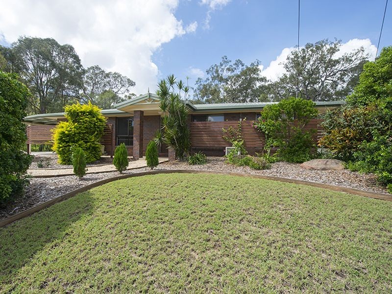 58 J Hickey Avenue, Clinton QLD 4680