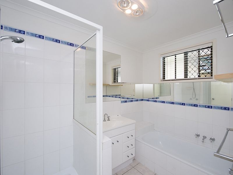 58 J Hickey Avenue, Clinton QLD 4680