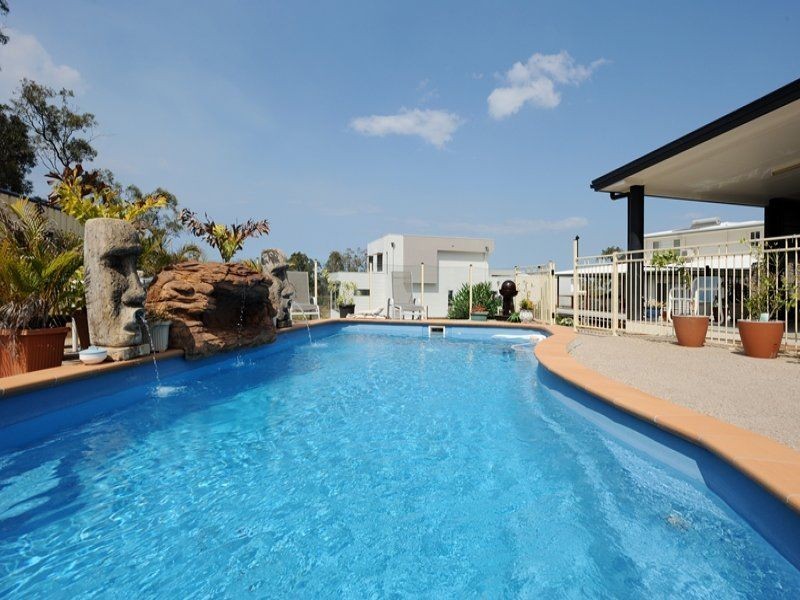 32 Dolphin Terrace, South Gladstone QLD 4680