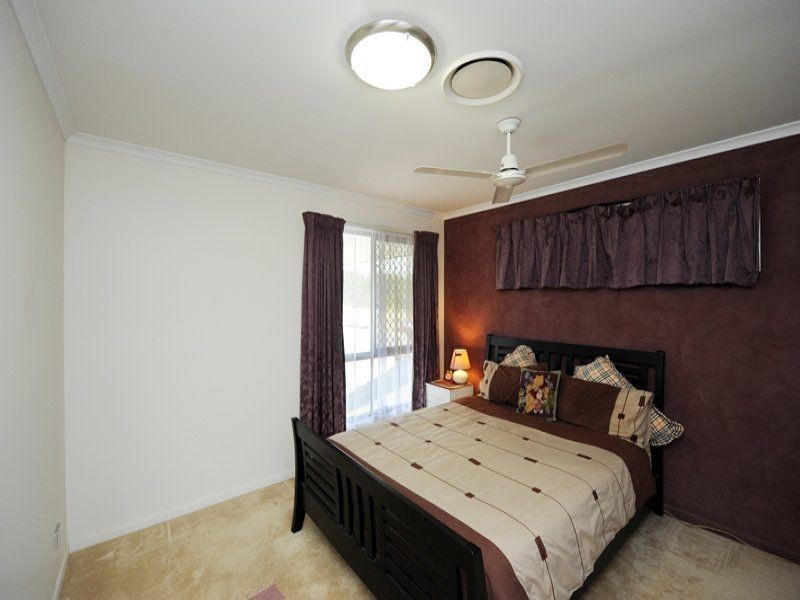 32 Dolphin Terrace, South Gladstone QLD 4680