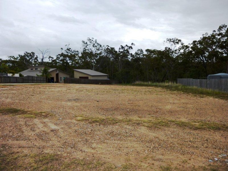 76 Sharyn Drive, New Auckland QLD 4680