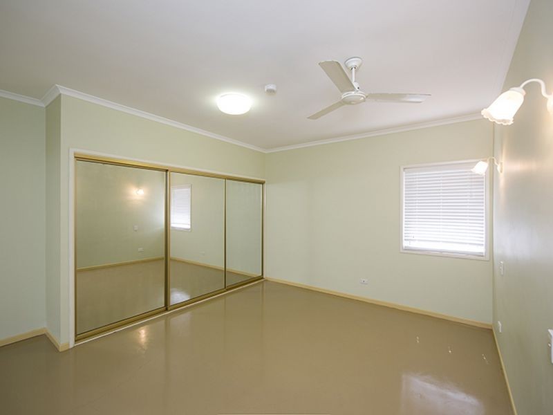 12 Fowler Street, West Gladstone QLD 4680