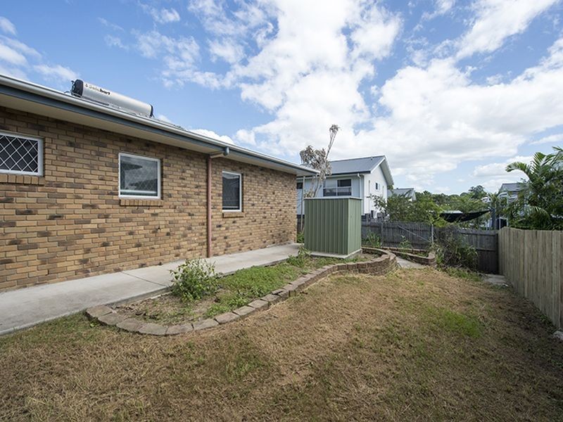 12 Fowler Street, West Gladstone QLD 4680