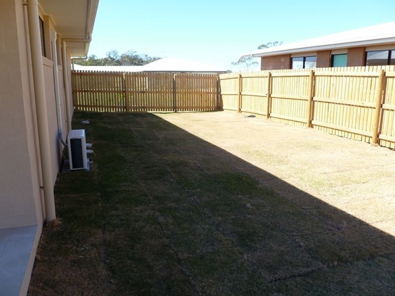 8 Giles Street, Glen Eden QLD 4680