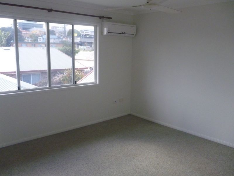 Unit 5/17 Glenlyon Street, Gladstone QLD 4680