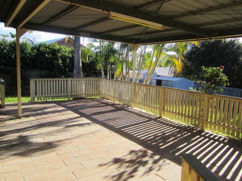 26 Deborah Street, Glen Eden QLD 4680