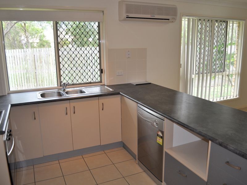 2 Parkview Court, Kin Kora QLD 4680