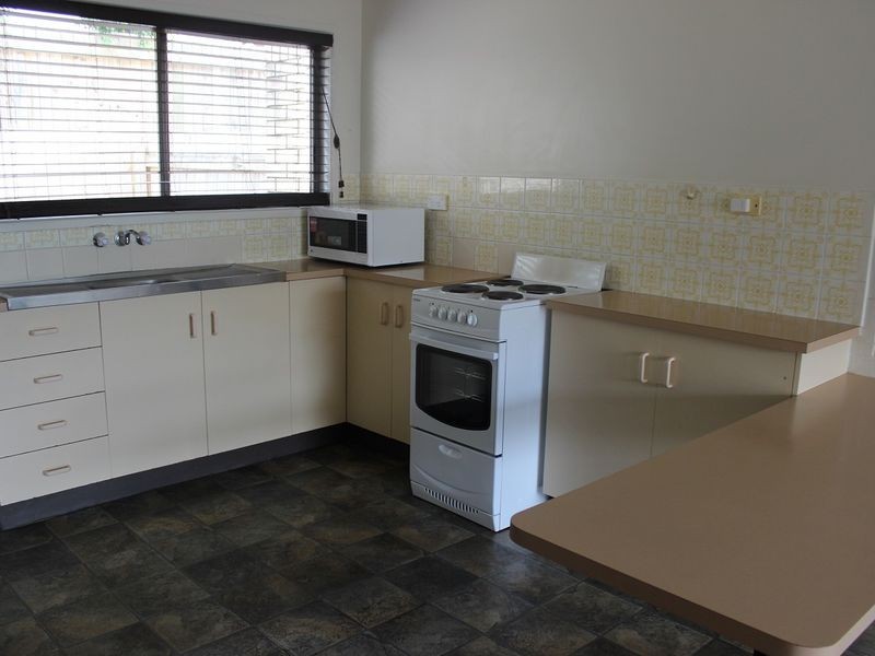 Unit 11/17 Roberts Street, South Gladstone QLD 4680