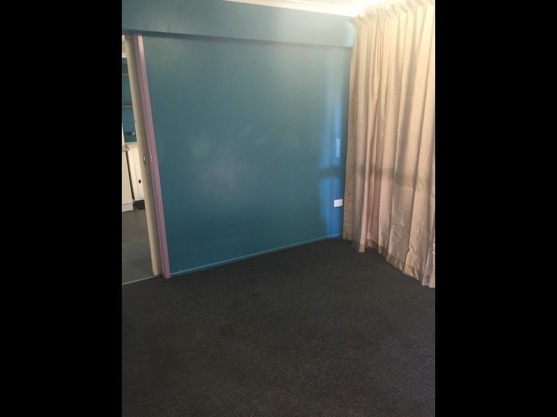 8 Box Street, Kin Kora QLD 4680