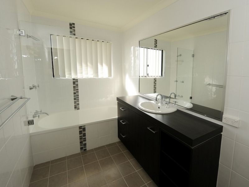 9/25 ROBERTS Street, Gladstone QLD 4680