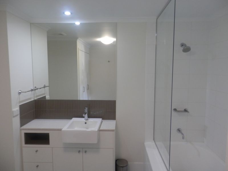 140/75 Central Lane, Gladstone QLD 4680