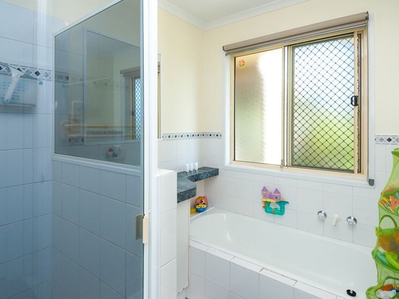 26 Deborah Street, Glen Eden QLD 4680