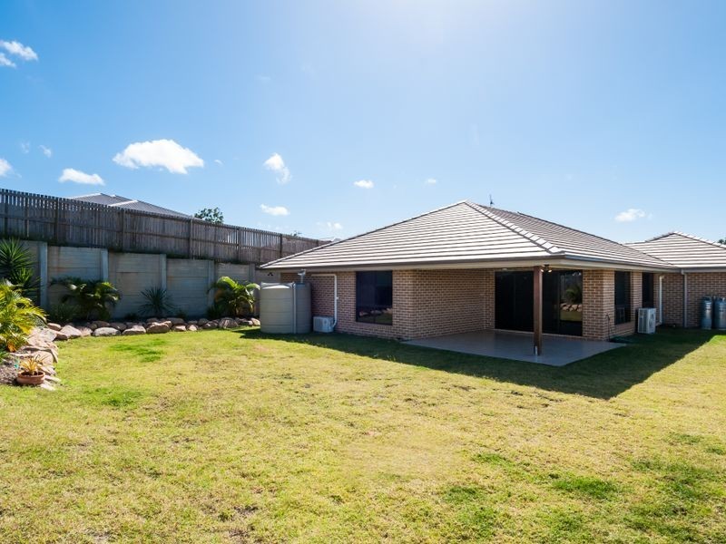 6 Briffney Street, Kirkwood QLD 4680