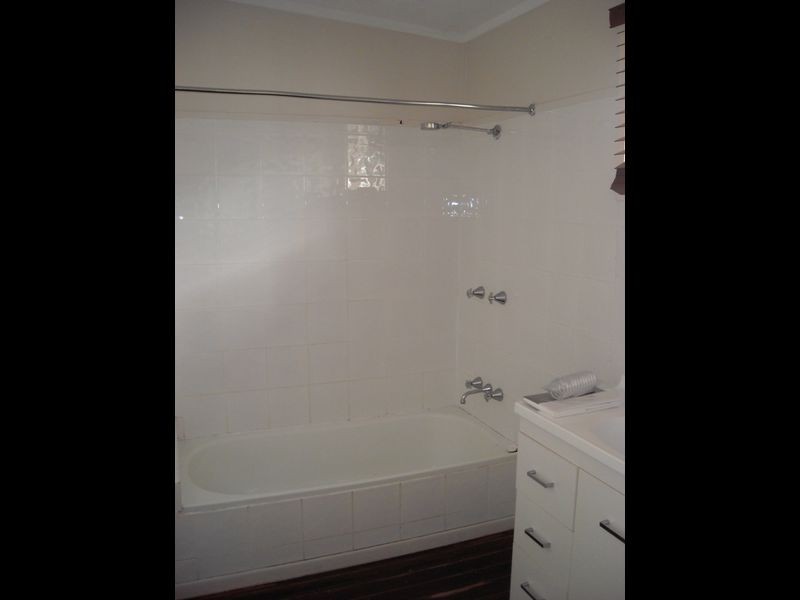 32B Herbertson Street, West Gladstone QLD 4680