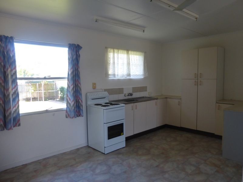 62 Barney Street, Barney Point QLD 4680