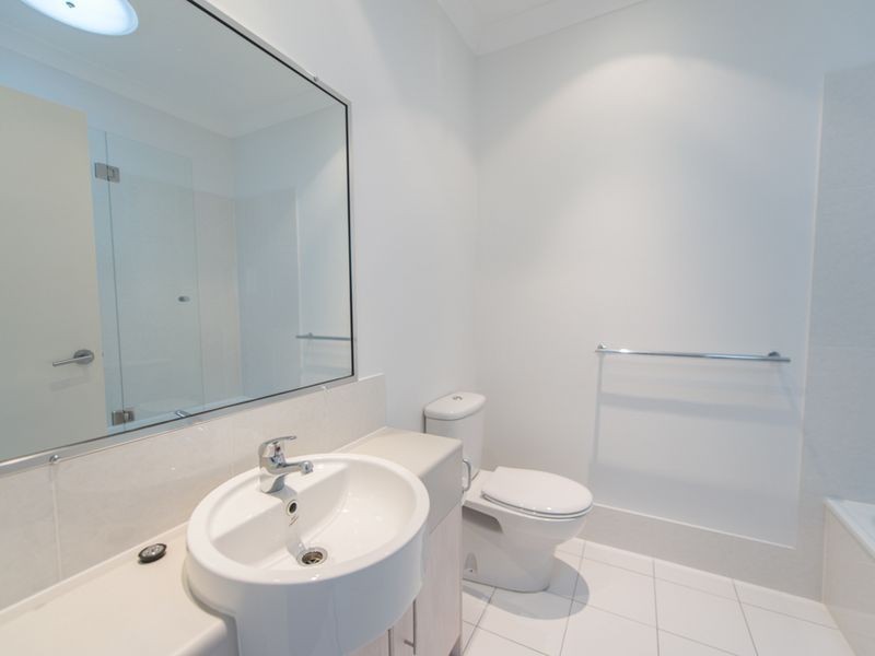 19/10 Nothling Street, New Auckland QLD 4680