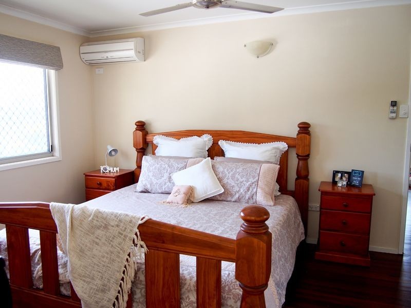1 Banksia Street, Boyne Island QLD 4680