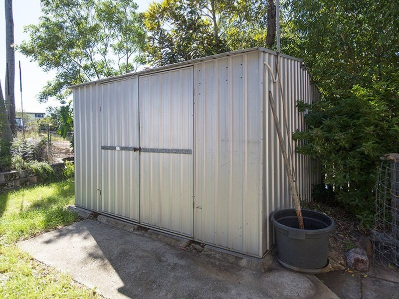 20 Fairway Avenue, Clinton QLD 4680