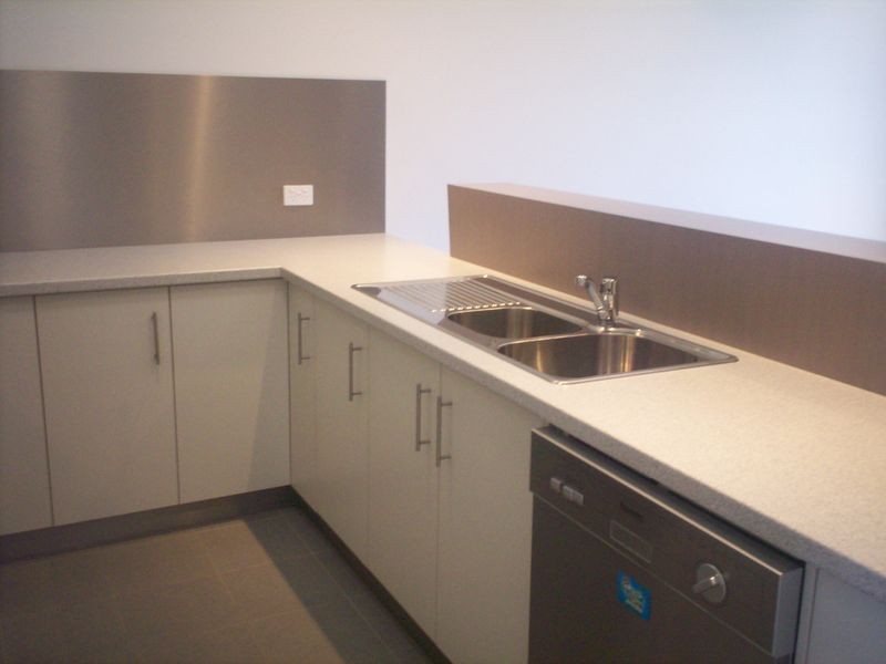 18/10 Nothling Street, New Auckland QLD 4680