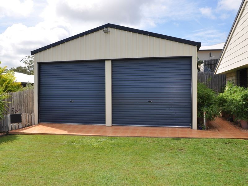 43 Katrina Boulevard, New Auckland QLD 4680