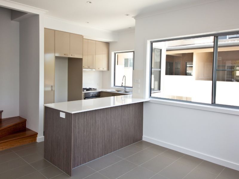 12 &18/12 Flinders Street, West Gladstone QLD 4680